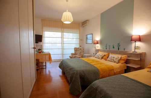 Quartiere XIII Aurelio Apartment | Cosy app, balcony, S. Peter's view, parking