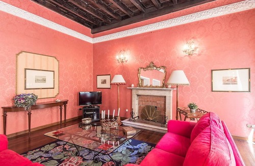 Rione IV Campo Marzio Apartment | Cosy apartment for 7 people with WIFI, A/C, TV and balcony
