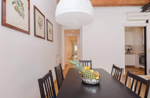 Rione II Trevi Apartment | Trevi Fountain Luxury Apartment