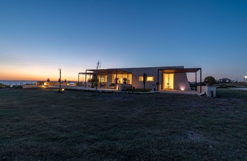 Portopalo di Capo Passero House | Europas südlichstes Luxusdomizil am Meer by Interhome