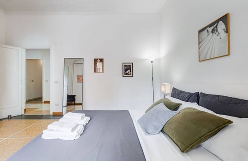 Nomentano Apartment | BDC - The Lady cozy 3-Bdr apt