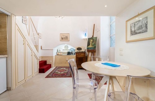 Rione IV Campo Marzio Apartment | Studio D'Artista, Stylish Loft in the Heart of Rome