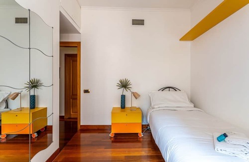 Rione IV Campo Marzio Apartment | iFlat | The Roman House: Spacious & Central Apt