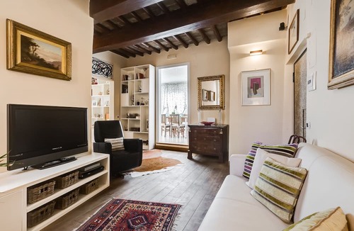 Rione IV Campo Marzio Apartment | PIAZZA DI SPAGNA Fantastic Apartment
