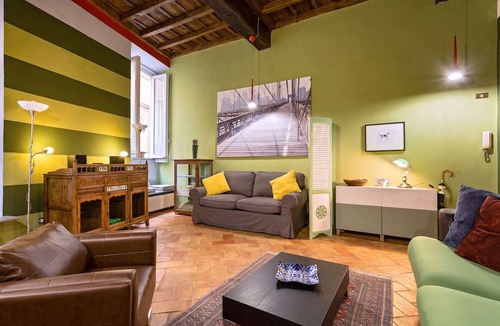 Rione VII Regola Apartment | Vicolo delle Grotte | Romantic apartment in Campo de' Fiori