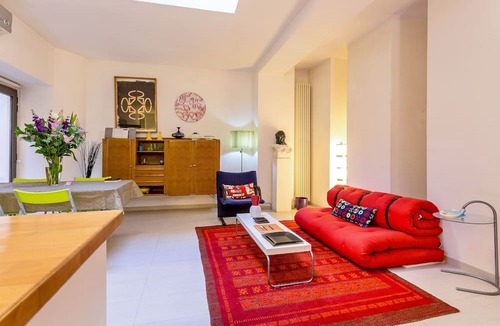 Monti Apartment | Selci | 10-minutes walk from the Colosseum!