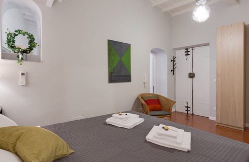 Rione VII Regola Apartment | Grotta Pinta 7 | Cozy and romantic