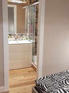 Aurelio Apartment | Green Oasis