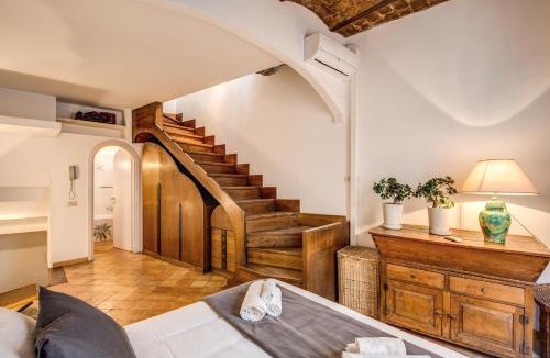 Rione VIII Sant'Eustachio Apartment | Casawally
