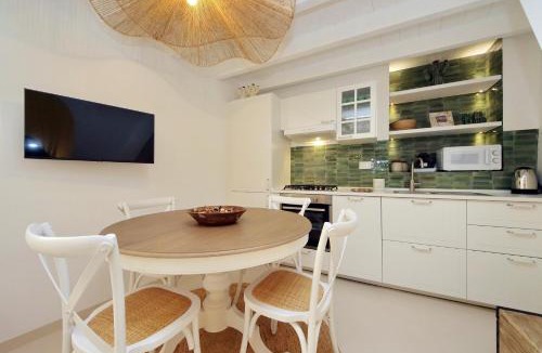 Rione VI Parione Apartment | Navona Jacuzzi Boutique Suite