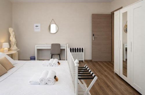 San Giovanni Apartment | Elegant 2-Bedroom Near Metro, Walk to Colosseum
