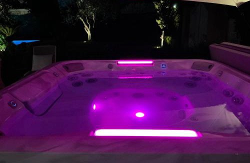 Zona XXX Castel Fusano Villa | Villa Karina - Luxury Suite, Jacuzzi Pool & Garden Ostia Rome