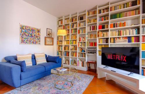 Repubblica Apartment | Elegantis Monti Penthouse With Private Terrace and Colosseum View