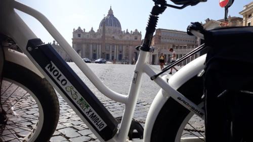 Ciampino House | Aeroporto Ciampino a soli 600 Mt Bici Grill Decimo Miglio