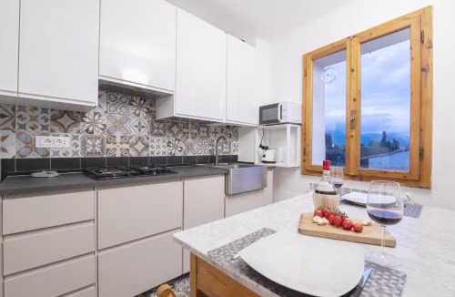 San Francesco Apartment | Panorama Apartment Pisa City Center with Stunning Tower View