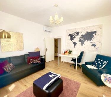 Quartiere XXVII Primavalle Apartment | Gemelli-San Pietro-Trastevere-casa con posto auto
