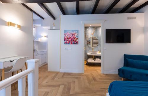 Roman Ghetto Apartment | RomeInSuite