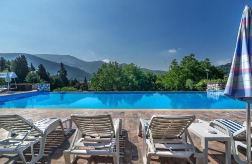 Santa Maria del Giudice Hotel | Hotel Villa Rinascimento