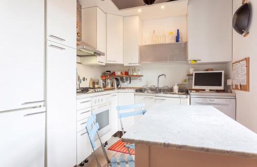 Rione VI Parione Apartment | Piacentino Homes Piazza Navona Teatro Pace 5 e 6