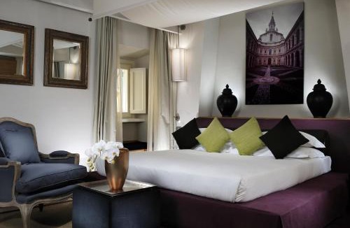 Rione IV Campo Marzio Hotel | Mario De' Fiori 37