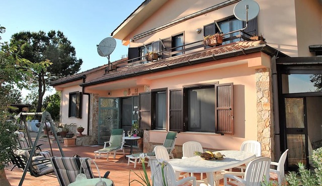 Villa Vallereale Beautiful Garden and Private Pool 9 km From Sperlonga