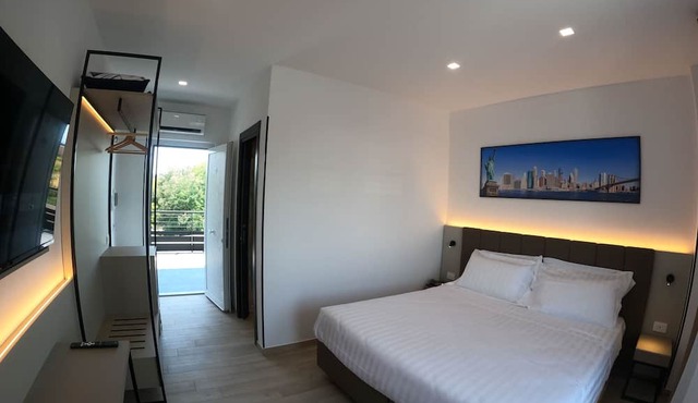 Hotel Ohana