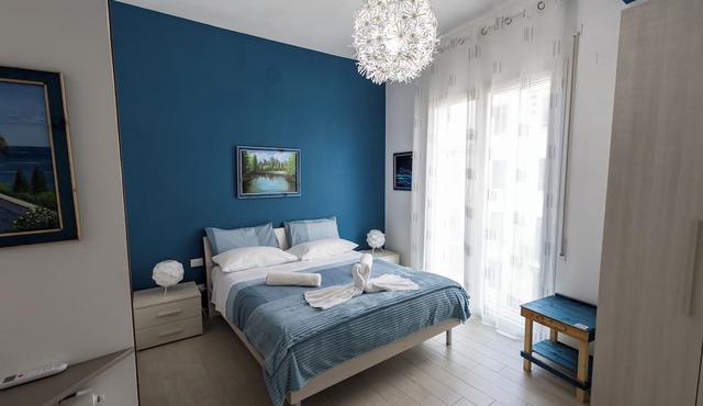 Palermonamour Art Gallery Suite
