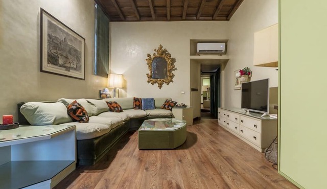 GuestHost - Cozy apartment located on the fourth floor of a building with a lift not suitable for the disabled. At the entrance there are two steps, as well as inside the apartment.It comfortably accommodates 3 people in 65 square meters.We are located i