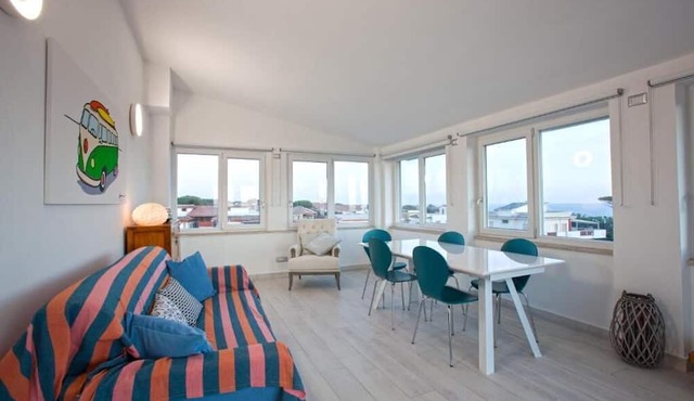 Surf and Windsurfer House Anzio