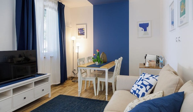 Charming 1-bedroom apartment in awesome privet park in Roma