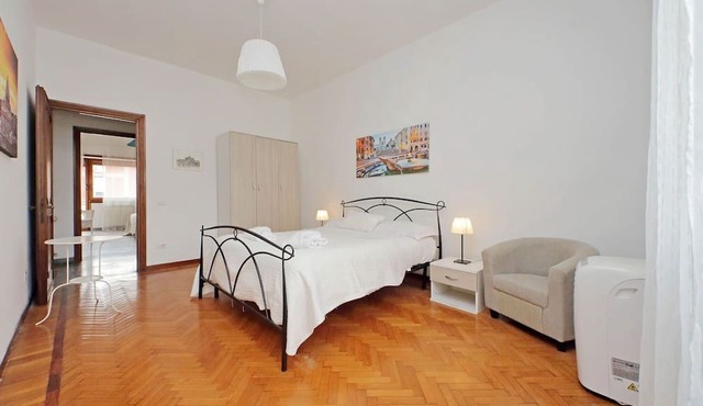 Cerreto Di Spoleto, Spacious, Comfortable & Bright 4 Br Flat By Halldis