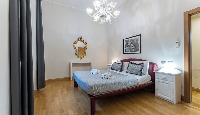 Luxury apartment in the heart of Rome - 7 mins walk to Spanish Steps