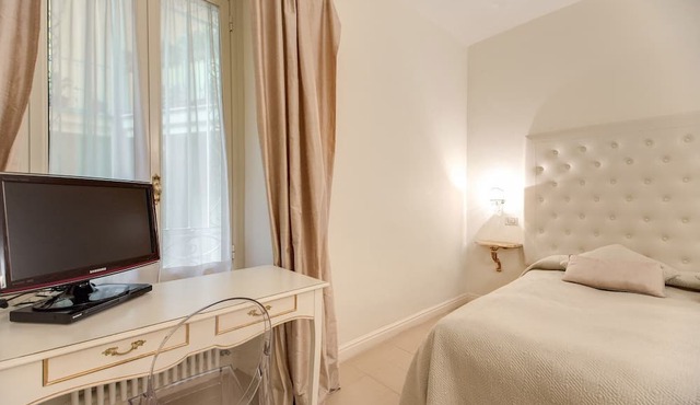 Boutique apartment Spanish Steps