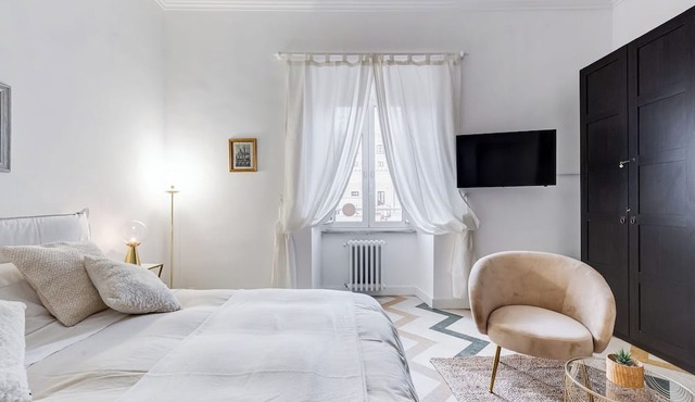 LIVING ROME REPUBLIC APARTMENT