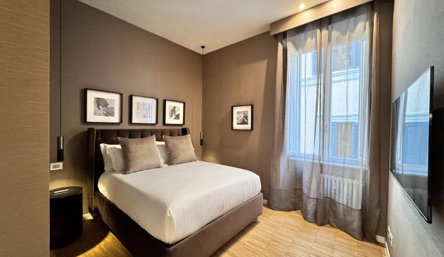 Condotti Apartment - Five Bedroom Apartment, Sleeps 10