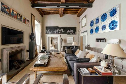 The Pope Apartment