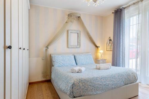Bardolino Golden Hill