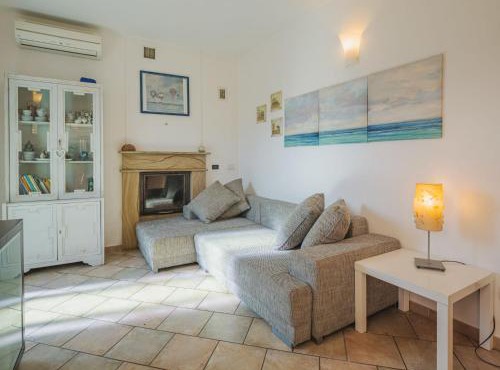 Apartment La casa di Alice by Interhome